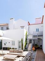 Limehome Evora Largo dos Penedos