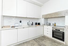 Limehome Evora Largo dos Penedos