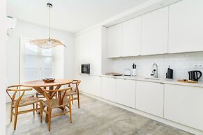 Limehome Evora Largo dos Penedos