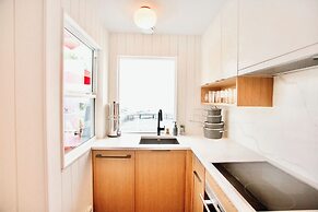 Peachland Beach Resort