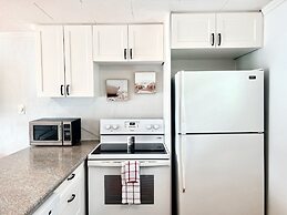 Peachland Beach Resort