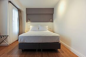 Adaloca Otel
