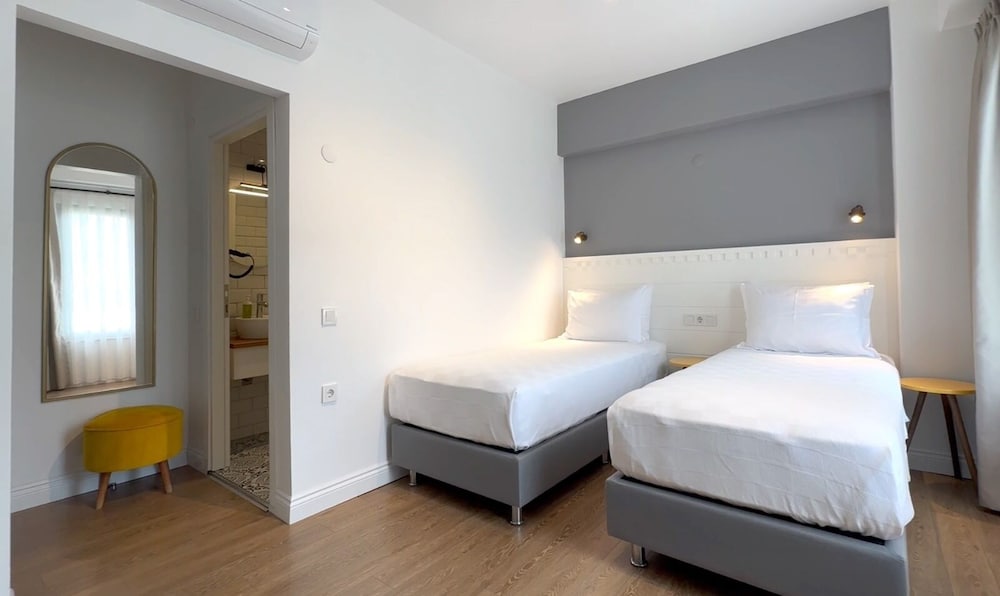 Adaloca Otel