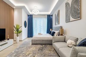 Elegant studio in Me Do Re Tower