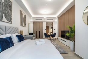 Elegant studio in Me Do Re Tower