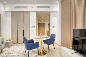 Elegant studio in Me Do Re Tower