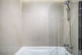 Elegant studio in Me Do Re Tower