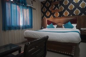 Hotel Rudreshwar