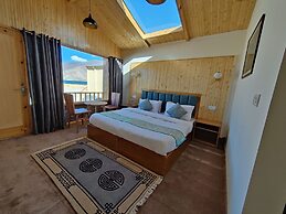 Rangjon Resort