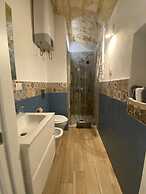 Bari LandLord 31