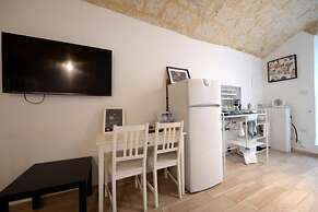Bari LandLord 31