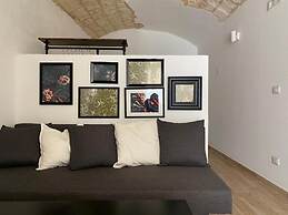 Bari LandLord 31