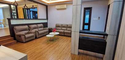 Melaka Private Pool Villa by uBook