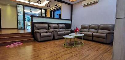 Melaka Private Pool Villa by uBook