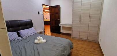 Melaka Private Pool Villa by uBook