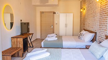 Cunda Nisa Otel
