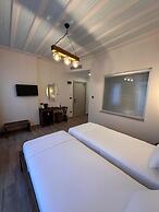Cunda Nisa Otel
