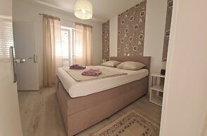 Impeccable 2-bed Apartment in Rab