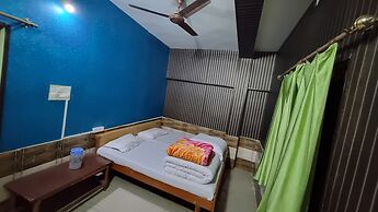 J M S Guest House