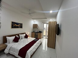 The Lodgers Studio Apartment Sector 52