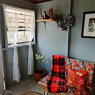 1 Bed Cabin - Sleeps 2 - Wifi