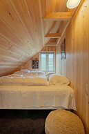 Seaside Escape - 2 Bedroom Home With Stunning Views