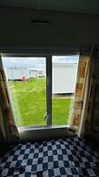 3-bed Carvan, Sleeps 6, Pets & Parking