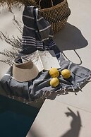 Marea Suites