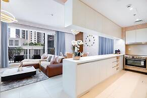 GLOBALSTAY. Creek Horizon Tower 2