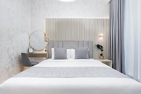 GLOBALSTAY. Creek Horizon Tower 2
