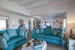 Villa Ayora
