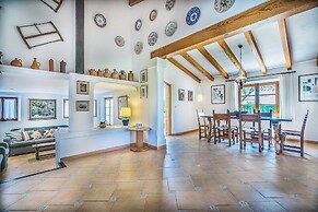 Villa Escondite