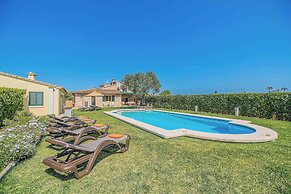 Villa Escondite