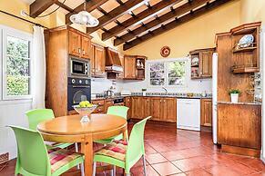 Villa Juana Blanes