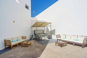 Villa Luar