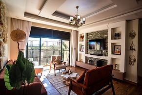 Akiiro Homes