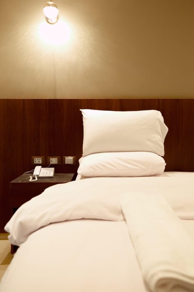 Sama hotel