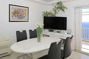 Kates place
