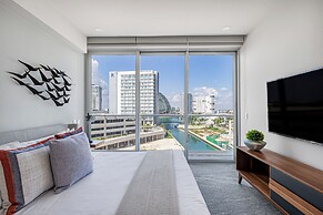 Exclusive Apartment with rooftop pool