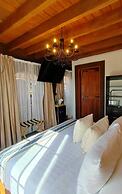 Hotel Boutique Five Queens