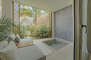 Sana Tulum Beachfront Boutique Hotel