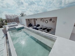 Sana Tulum Beachfront Boutique Hotel