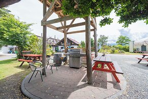 Manapouri Holiday Park