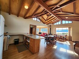Manapouri Holiday Park