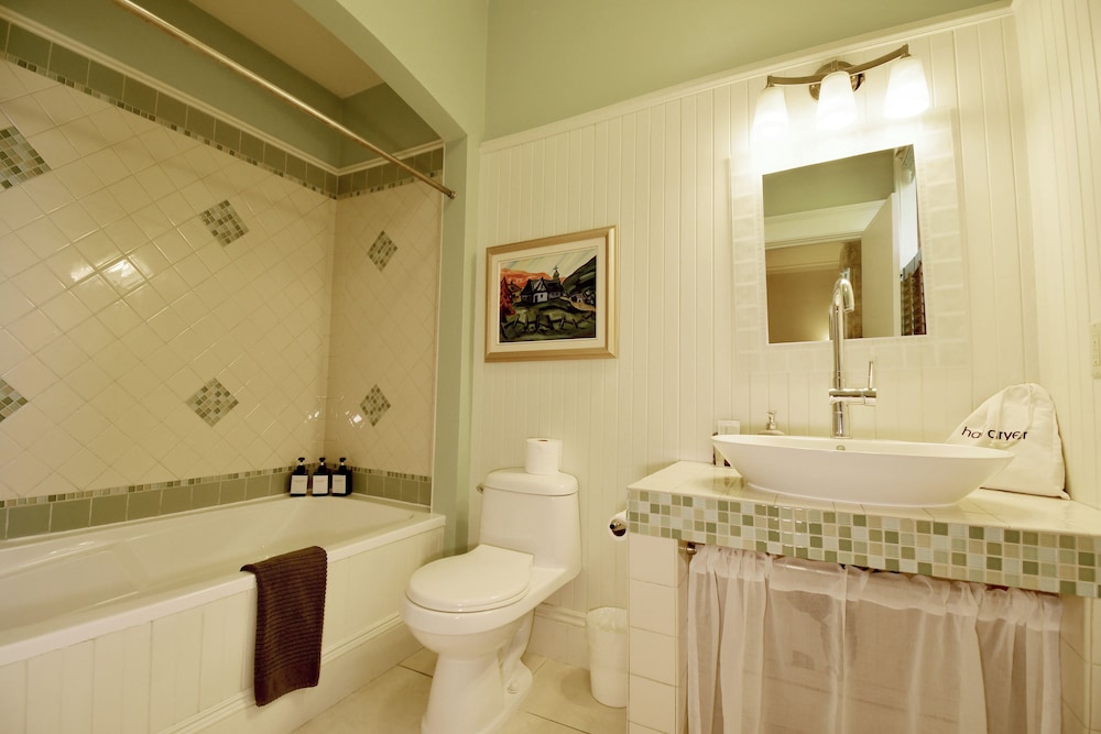 Tait House Boutique Hotel