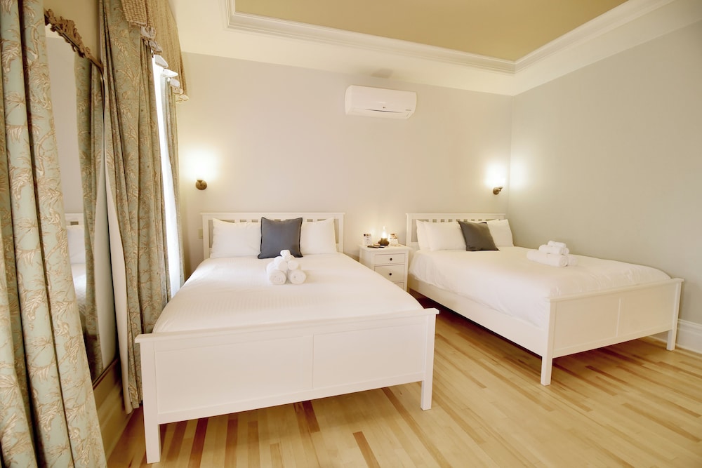 Tait House Boutique Hotel