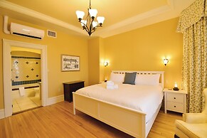 Tait House Boutique Hotel