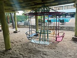 Beach comber hotel and aprtments