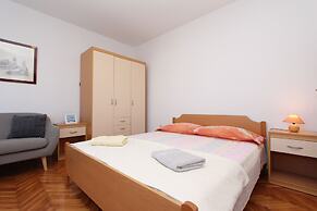 Apartments Folo
