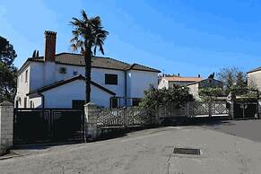 Apartments Folo